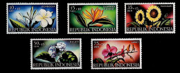 1957-Indonesia (MNH=**) Serie 5 Valori Fiori - Indonesië