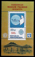 1983-Indonesia (MNH=**) Foglietto 1 Valore Museo - Indonesien