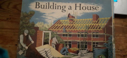 Building A House RICHARD LEACROFT Penguin Books 1949 - Otros & Sin Clasificación