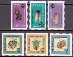 1965-Vietnam Del Nord (MNH=**) S.6v."Insetti"catalogo Yvert Euro 15 - Viêt-Nam