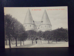 60447 . BEAUVAIS . LES TOURS DU PALAIS DE JUSTICE . N° 21 . - Beauvais