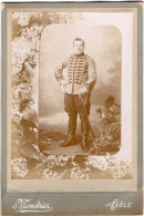 Grande Photo CDV D'un Officier Francais Du 14 éme Régiment De Chasseur D'afrique Posant Dans Un Studio Photo A Dole - Old (before 1900)