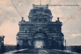 CPA - DÜSSELDORF - L'entrée Du Pont - Edition D.Delboy - Duesseldorf
