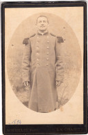 Grande Photo CDV D'un Officiers Francais Du 152 éme Régiment D'infanterie Posant Pour La Photo A Pougues-les-Eaux - Old (before 1900)