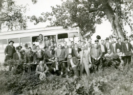 1952 ORIGINAL AMATEUR  PHOTO FOTO PASSEIO AUTOCARRO PORTUGAL BUS AT182 - Cars