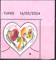 2024-Tunisie- Fête Des Mères -Femme- Enfant- Rose- Papillon- Mains- Série Complète 1V Coin Daté -.MNH****** - Farfalle