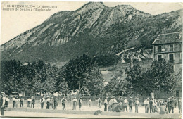 GRENOBLE - LE MONT JALLA - JOUEURS De BOULES à L' ESPLANADE  - - Grenoble