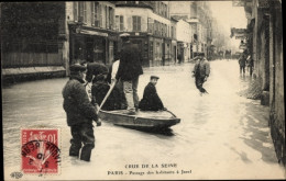 CPA Paris XV., Überschwemmung Der Seine, Überfahrt Der Einwohner Nach Javel - Sonstige & Ohne Zuordnung