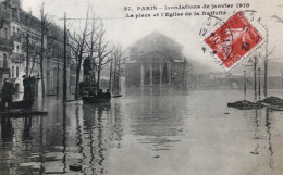 Paris - Inondations De Janvier 1910 - La Place Et Eglise De La Nativité - La Crecida Del Sena De 1910