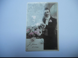 THEMES HOMME CARTE ANCIENNE COULEUR  EDIT LYS N°121  HOMME BOUQUET DE FLEUR JE PENSE A VOUS /TBE - Photographie