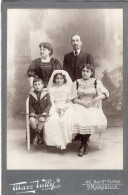 Grande Photo CDV D'une Famille élégante En Robe De Marier  Posant Dans Sont Jardin A Marseille - Anciennes (Av. 1900)
