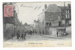 CPA ANIMEE VOUZIERS, ANIMATION DANS LA RUE TAINE, ARDENNES 08 - Vouziers