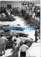 229198 ARGENTINA AUTOMOBILE CAR RACE AUTO DE CARRERA FERRARI EN BOXES PHOTO NO POSTCARD - Altri & Non Classificati