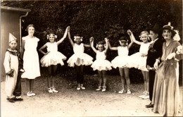 CP Carte Photo D'époque Photographie Vintage Enfant Groupe Danse Danseuse Tutu - Sonstige & Ohne Zuordnung