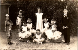 CP Carte Photo D'époque Photographie Vintage Enfant Groupe Danse Danseuse Tutu - Sonstige & Ohne Zuordnung