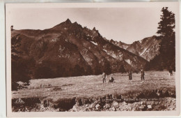 Le Mont Dore 63 Carte Glacée Non Circulée Aiguilles Du Diables Et  Vallée D'Enfer _Animée - Le Mont Dore