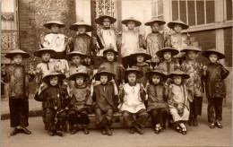 CP Carte Photo D'époque Photographie Vintage Enfant Mode école Drôle Gag  - Otros & Sin Clasificación