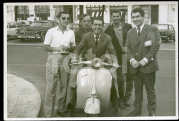 60s REAL PHOTO FOTO VESPA SCOOTER CHRYSLER WINDSOR PORTUGAL AT516 - Wielrennen