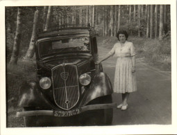 Photographie Photo Vintage Snapshot Amateur Automobile Voiture Auto Peugeot - Automobili