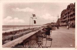 14-CABOURG-N°2147-G/0361 - Cabourg