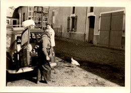 Photographie Photo Vintage Snapshot Amateur Automobile Voiture Auto Camionnette - Automobile