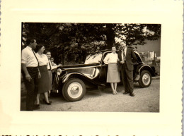 Photographie Photo Vintage Snapshot Amateur Automobile Voiture Auto Groupe - Automobiles