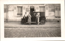 Photographie Photo Vintage Snapshot Amateur Automobile Voiture Auto Groupe  - Auto's