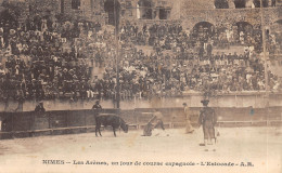 30-NIMES-LES ARENES-N°2153-B/0153 - Nîmes