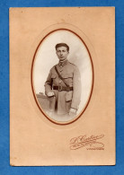 Photo Militaire Collée Sur Carton Soldat Du Ier Regiment ( Format Cabinet 11cm X 16,5cm ) Photographe Cartier Vincennes - Krieg, Militär