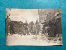 Militaria  Carte Photo Militaires Prisonniers Au Camp De Hammelburg - Characters