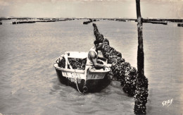 85-LA TRANCHE SUR MER-TRAVAIL AUX BOUCHOTS-N°2158-C/0261 - La Tranche Sur Mer