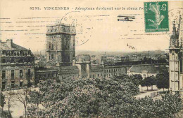 94 - Vincennes - Aéroplane évoluant Sur Le Vieux Fort - Avions - CPA - Voir Scans Recto-Verso - Vincennes