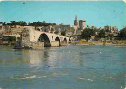 84 - Avignon - Le Pont Saint Bénézet - Le Palais Des Papes - Notre Dame Des Doms - Etat Pli Visible - CPM - Voir Scans R - Avignon