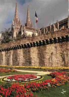 29 - Quimper - Les Jardins - Les Remparts - La Cathédrale Saint Corentin - Fleurs - Voir Scans Recto Verso  - Quimper