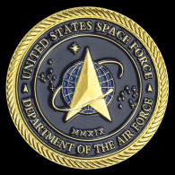 Pièce Médaille NEUVE Plaquée Or - US Space Force Department Of The Air Force - Otros & Sin Clasificación