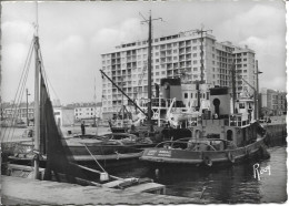 44. SAINT NAZAIRE. NOUVELLES CONSTRUCTIONS PRES DU PORT. 1956. - Saint Nazaire