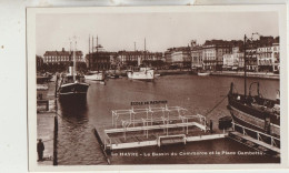 Le Havre  76  Carte Glacée Non Circulée Le Bassin Du Commerces Tres Tres Animée Voiliers Et La Place Gambetta - Non Classés