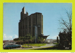 17 ROYAN N°105 Eglise Notre Dame Citroën DS VOIR DOS - Royan