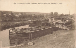 Villiers Sur Yonne * Péniches Batellerie , Bateaux Amarrés Pendant Le Chômage * Péniche Barge Chaland - Other & Unclassified