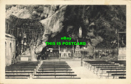 R583104 Lourdes. La Grotte Miraculeuse. Quinault. 1953 - Monde