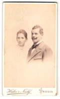 Fotografie Hahn`s Nachfl., Dresden, Waisenhaus-Strsse 16, Portrait Junges Paar In Eleganter Kleidung  - Anonyme Personen