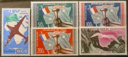 R2253/843 - TOGO - 1959 - POSTE AERIENNE - SERIE COMPLETE - N°29 à 33 NEUFS** - Cote (2024) : 28,00 € - Togo (1960-...)