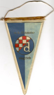 Soccer / Football Club - NK Dinamo Zagreb - Croatia - Habillement, Souvenirs & Autres