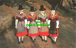 R584330 Welsh Folk Dancers In Authentic National Costume. E. T. W. Dennis. Photo - Wereld