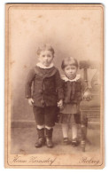 Fotografie Herrm. Zernsdorf, Belzig, Kinderpaar In Modischer Kleidung  - Personnes Anonymes