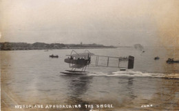 Hydroplane Approaching The Shore Portsmouth Hampshire Old RPC Postcard - Flieger