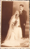 Bride And Bridegroom, Studio Zissu, Târgoviște, 1938  P1063 - Personnes Anonymes