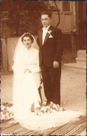 Bride And Bridegroom, Studio Zissu, Târgoviște, 1938  P1060 - Personnes Anonymes