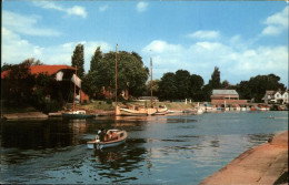 11249646 Weybridge Elmbridge River Boote Elmbridge - Surrey