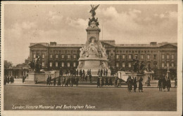 11249626 London Victoria Memorial Buckingham Palace Menschen - Autres & Non Classés